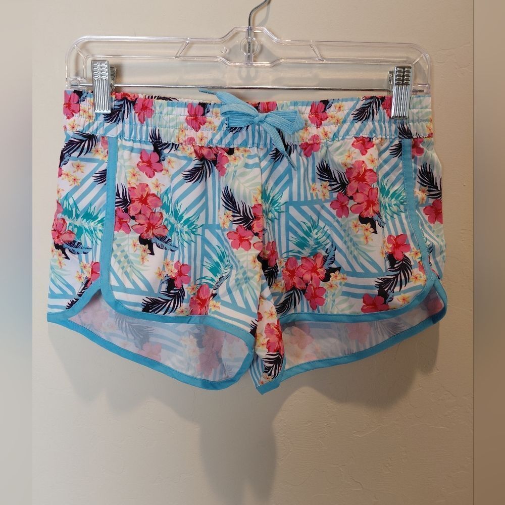 Tipsy Elves Women's Flower Shorts Island Floral Multicolor Size XS NEW - Picture 1 of 8